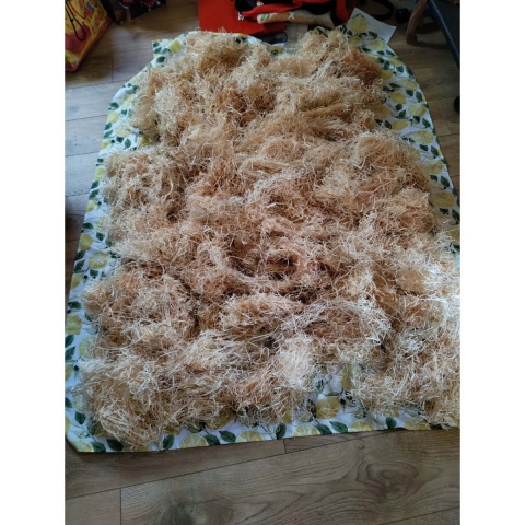 Vlna drevená prírodná ekologická výplň do darčekov a balíkov 1 kg – FSC certifikovaná