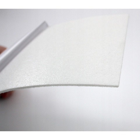 Samolepiaci filc 3,5 mm biely 10x100cm