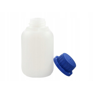 Bouteille en PEHD 150 ml avec bouchon à sécurité bleue
